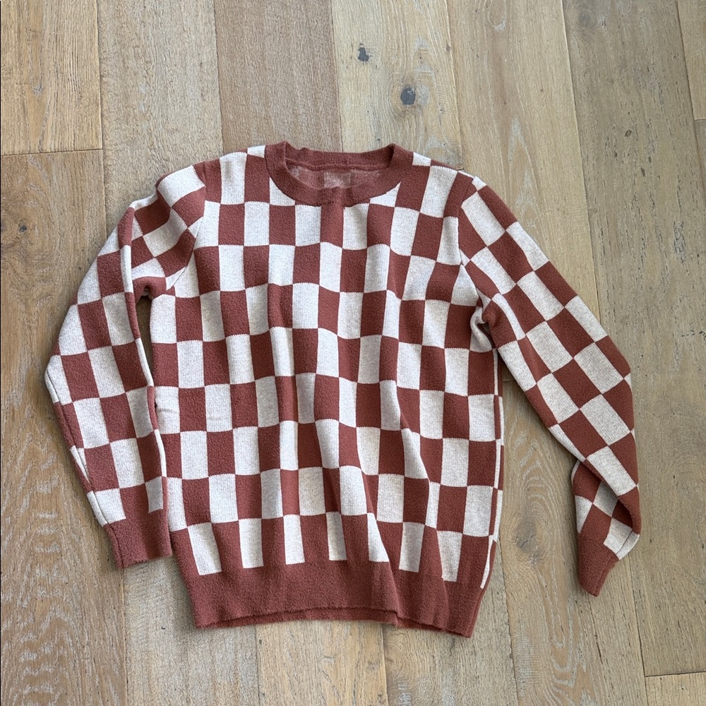 women’s checkered sweater